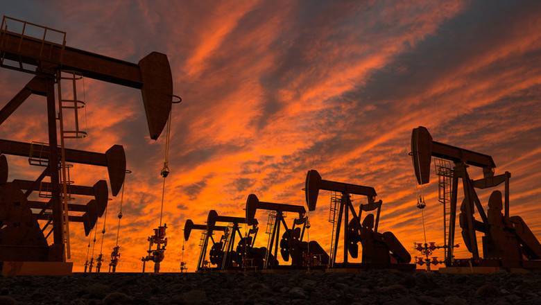 Цены на нефть рухнули при открытии торгов на 8% - newizv.ru - США