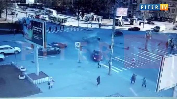 В ДТП на Варшавской пострадали три человека - piter.tv - Санкт-Петербург - р-н. Московский
