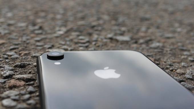В России начали подниматься цены на iPhone - piter.tv - Россия