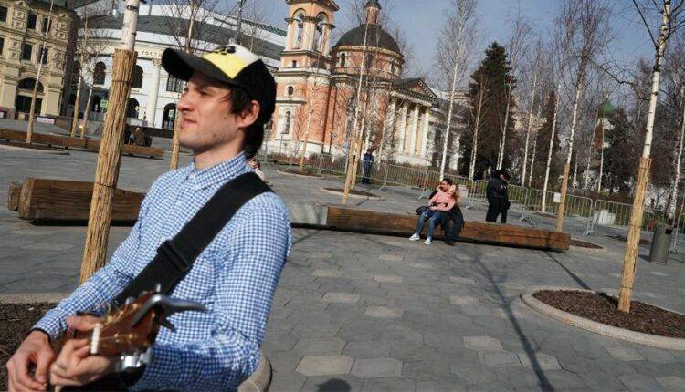 Роман Вильфанд - Гидрометцентр сообщил о рекорде тепла в Москве - newtvnews.ru - Москва - Россия