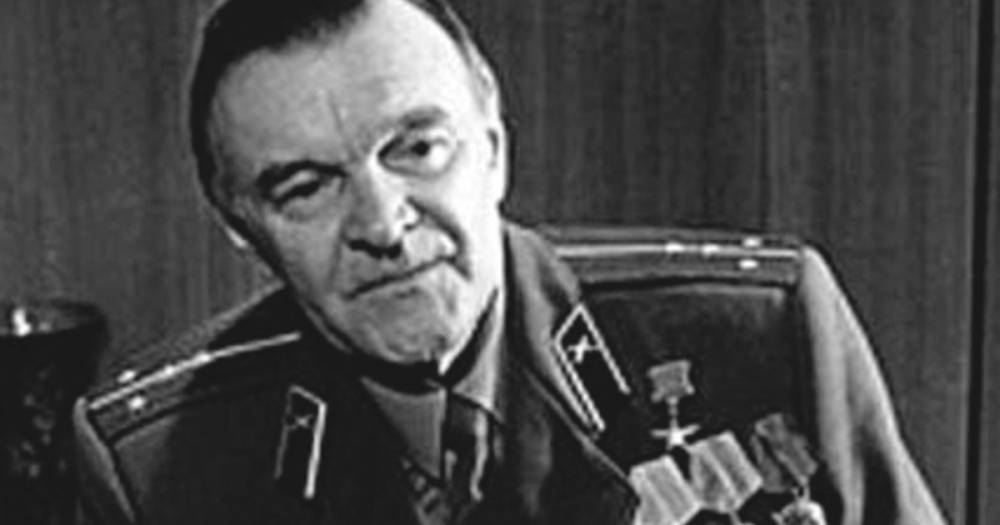 Умер легендарный советский писатель-фронтовик Бондарев - ren.tv - Россия