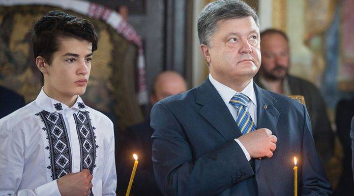 Порошенко убежал от вопроса, что делал его сын на концерте российского рэпера - nakanune.ru - Россия - Украина - Лондон