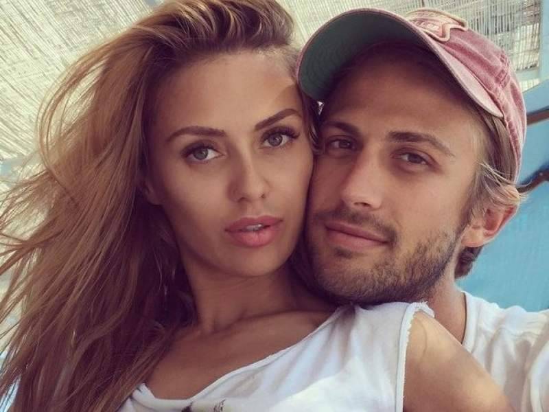 Миллионер Алекс Смерфит стыдился Виктории Бони - dayonline.ru