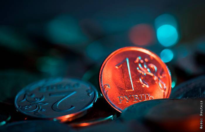 Курс доллара превысил 80 рублей - interfax.ru - Москва