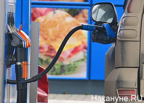 СМИ: Россия может вернуться в 90-е и начать импорт бензина из-за рубежа - nakanune.ru - Россия - Белоруссия