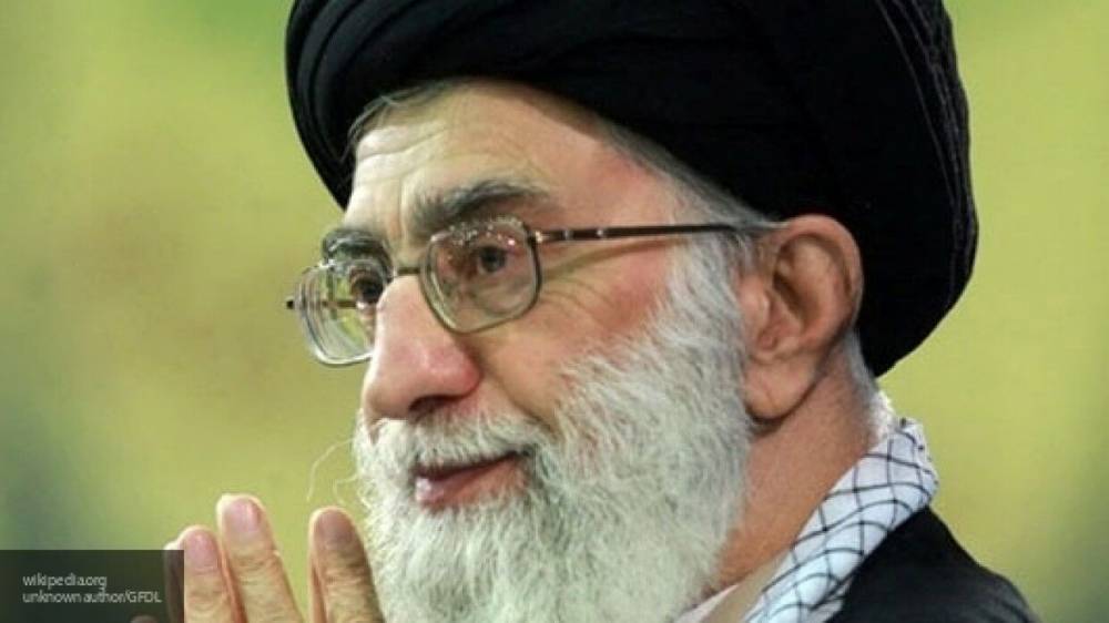Аля Хаменеи - Аглая Чайковская - Руководство Twitter заблокировало ряд аккаунтов духовного лидера Ирана - politros.com - Иран