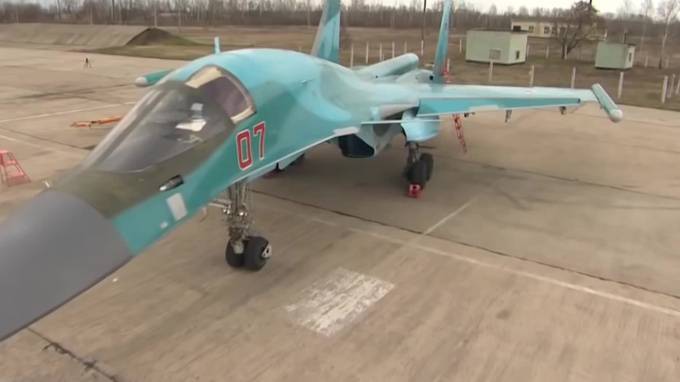 Максим Климов - Су-34М хотят оснастить "Цирконом" и "Ониксом" - piter.tv