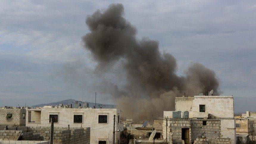 ПВО сирийской армии отражают воздушную атаку в небе над городом Хомс - 5-tv.ru - Сирия - Хомс