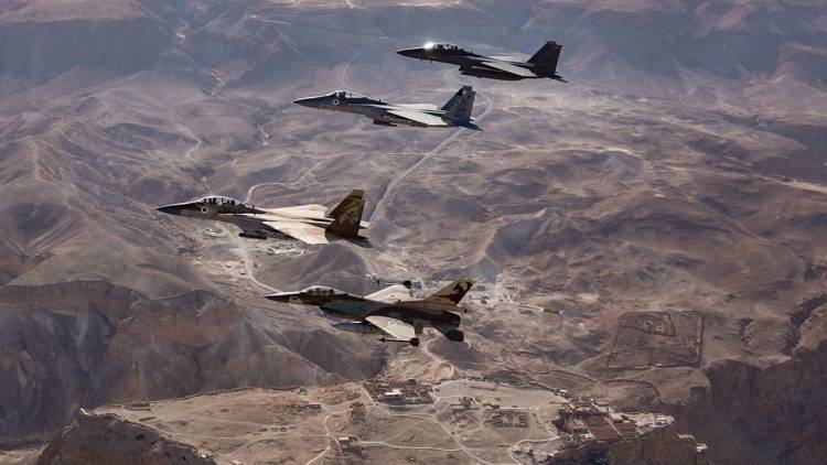 Израильская армия не стала комментировать авиаудары по Сирии - inforeactor.ru - Сирия - Израиль - Хомс