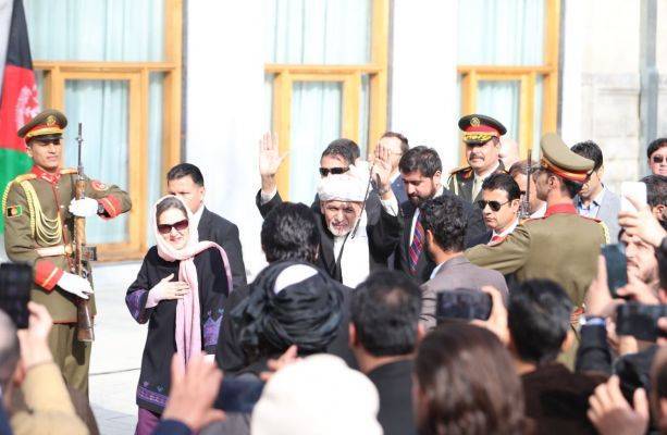 Абдулла Абдулла - Ашраф Гани - На инаугурации в Кабуле Гани пообещал отпустить всех пленных талибов - eadaily.com