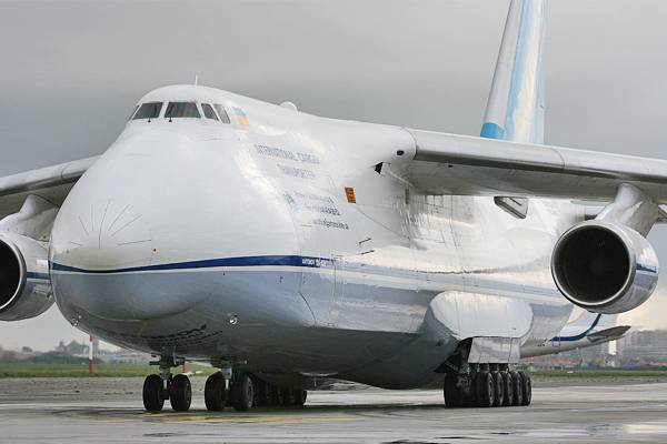 Владимир Путин - Россия отправила в США "очень-очень большой самолет" с медицинским грузом - nakanune.ru - Россия - США - Вашингтон