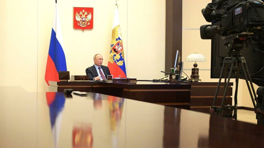 Владимир Путин - Дмитрий Песков - Александр Лукашенко - Путин участвует в заседании Высшего Евразийского экономического совета - vestirossii.com - Москва - Россия - Белоруссия