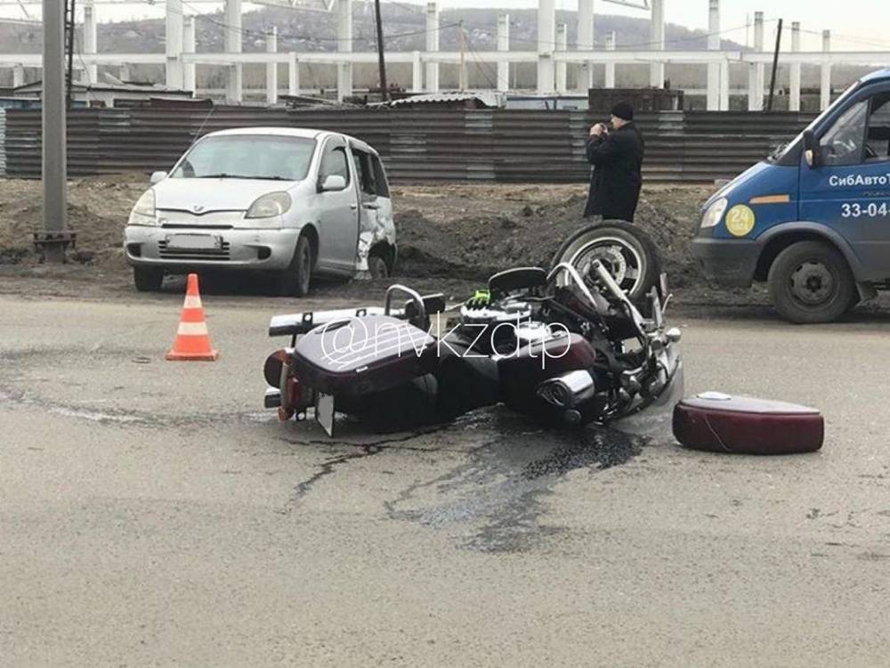 В Новокузнецке произошла смертельная авария с мотоциклистом - gazeta.a42.ru