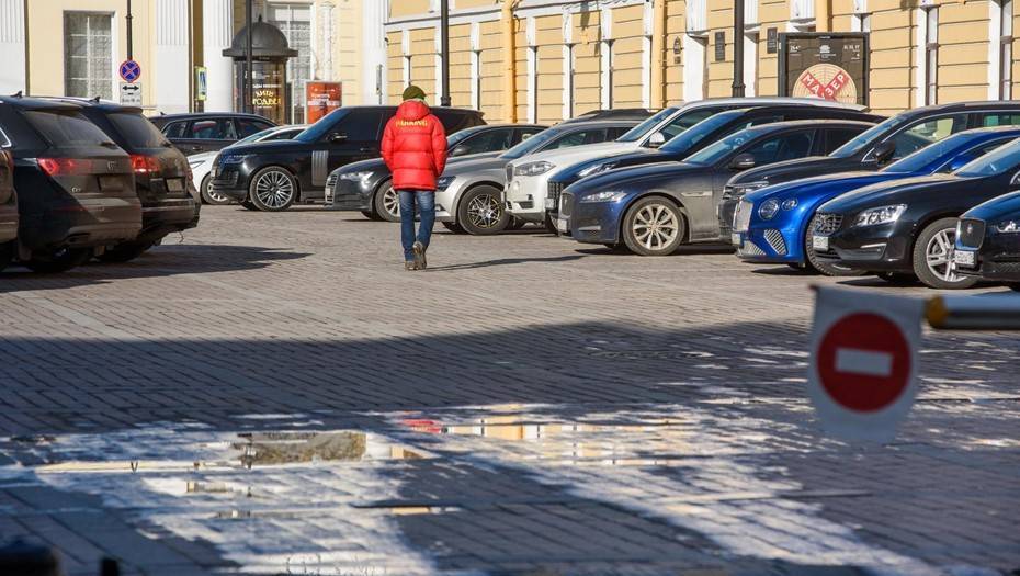 Автодилеры Петербурга не ждут послаблений от властей - dp.ru - Санкт-Петербург