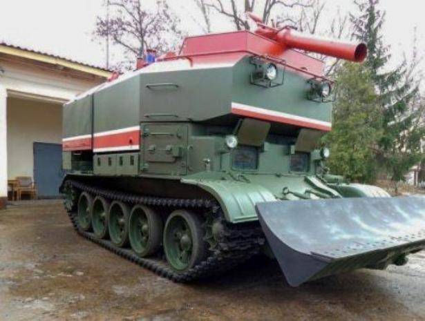 Грузоподъемность пожарного танка Т-55 – 10 000 литров - vpk-news.ru - Львов