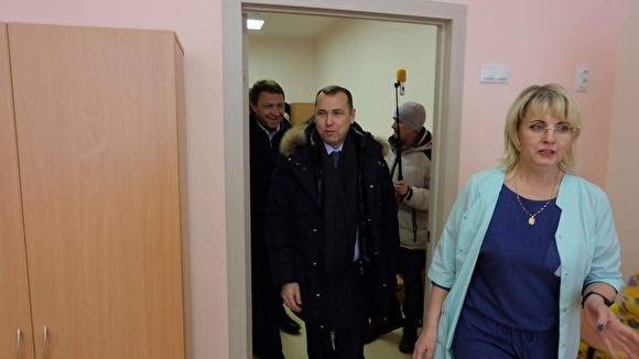 Вадим Шумков - Шумков урезает оклады чиновникам, чтобы платить тем, кто потерял доход из-за пандемии - znak.com - Курганская обл.