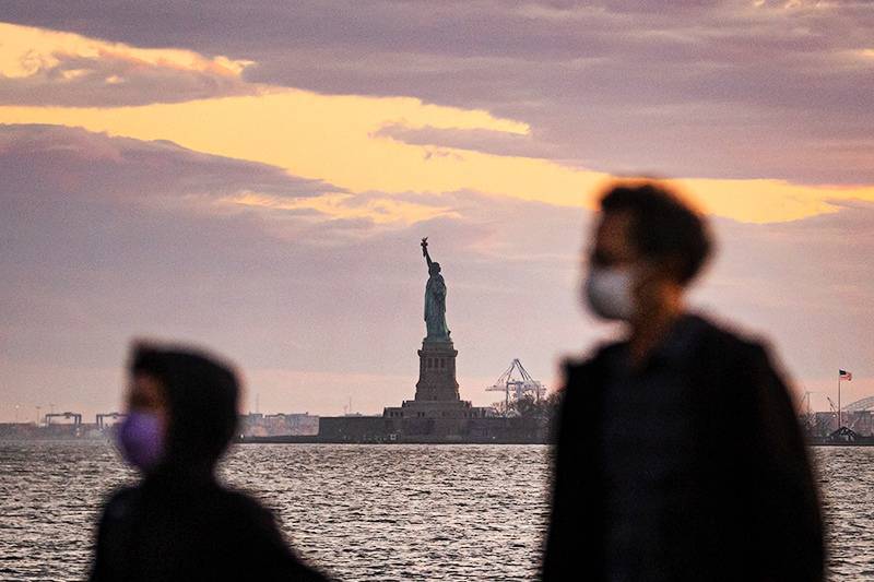 Маргарет Харрис - Первые в мире: США установили антирекорд по числу жертв коронавируса - tvc.ru - США