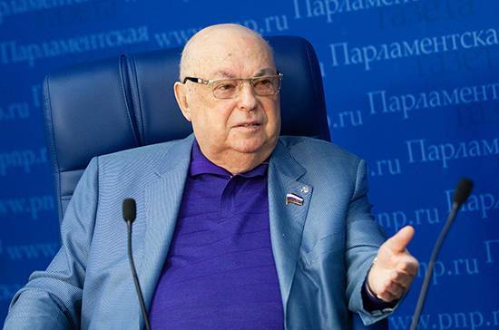Владимир Ресин - Ресин предложил включить инновации по учёту ресурсов в требования к стандартному жилью - pnp.ru - Москва - Россия
