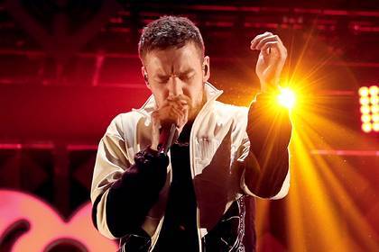 Члена One Direction унизили во время похода в «Макдоналдс» - lenta.ru - Англия