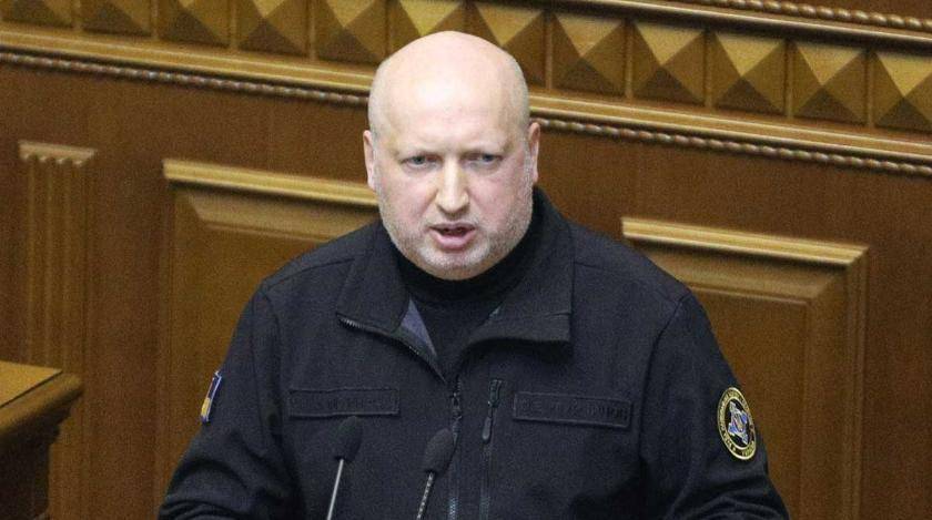 Александр Турчинов - Турчинов назвал Россию колоссом на глиняных ногах - newsland.com - Москва - Россия - Украина - Крым