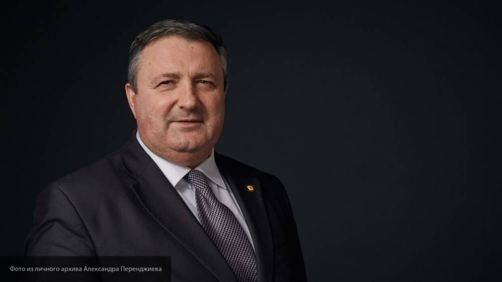Дональд Трамп - Александр Перенджиев - Перенджиев: в пылающих от коронавируса США ищут виновного во всех бедах - polit.info - Китай - США - Вашингтон