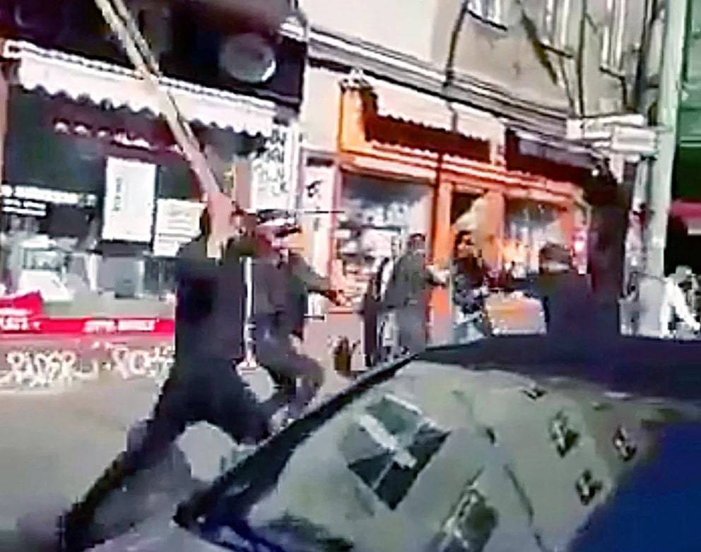 Побоище в центре Берлина: мусульмане набросились друг на друга с деревянными палками - germania.one - Германия - Берлин - Бавария