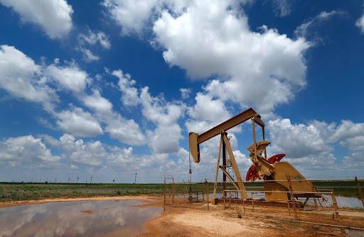 Американские компании останавливают добычу нефти из-за отсутствия заказов - eadaily.com - США - Техас