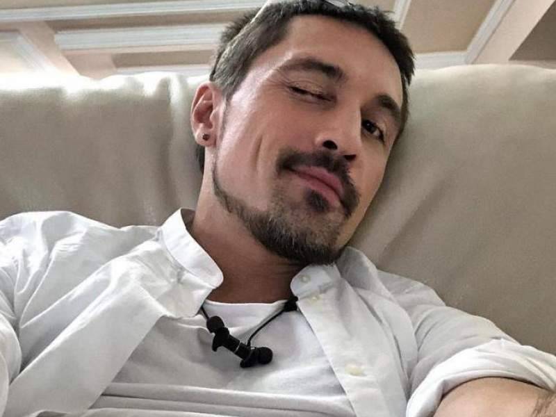 Дмитрий Билан - Дима Билан показал редкое фото со своим отцом - dayonline.ru