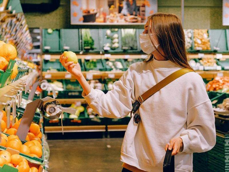 Сергей Юшин - Бизнес призвал срочно ввести продуктовые карточки в России - bloknot.ru - Россия
