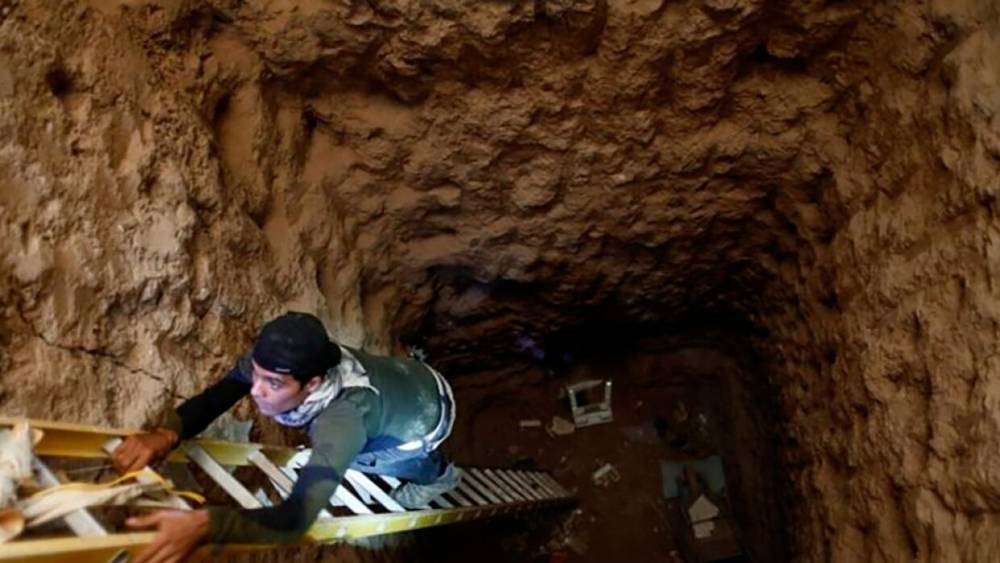 Ахмад Марзук (Ahmad Marzouq) - Сирия новости 14 апреля 22.30: 29 человек заболели коронавирусом в Сирии, в Хасаке найден ведущий в Турцию тоннель - riafan.ru - Сирия - Турция - Расы