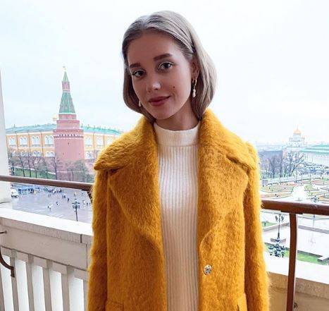 Кристина Асмус - Гарик Харламов - Кристина Асмус устроила викторину в честь дня рождения в прямом эфире - gazeta.a42.ru - Россия