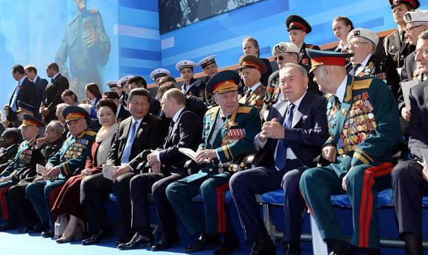 Управделами президента потратит 118 млн рублей на организацию питания гостей Парада Победы и журналистов - og.ru - Россия