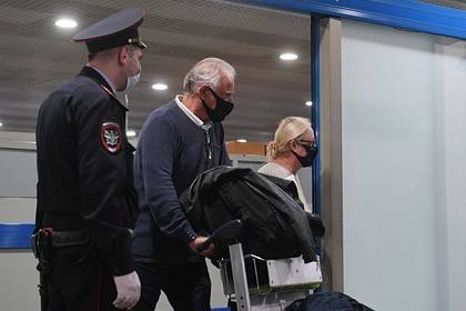 Сергей Собянин - В Москве начали действовать электронные пропуска - lenta.ru - Москва - Московская обл.