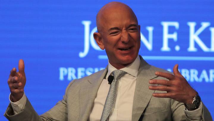 Бернар Арно - Вильям Гейтс - Джефф Безоса - Глава Amazon разбогател за день более чем на шесть миллиардов долларов - vesti.ru - США - Франция