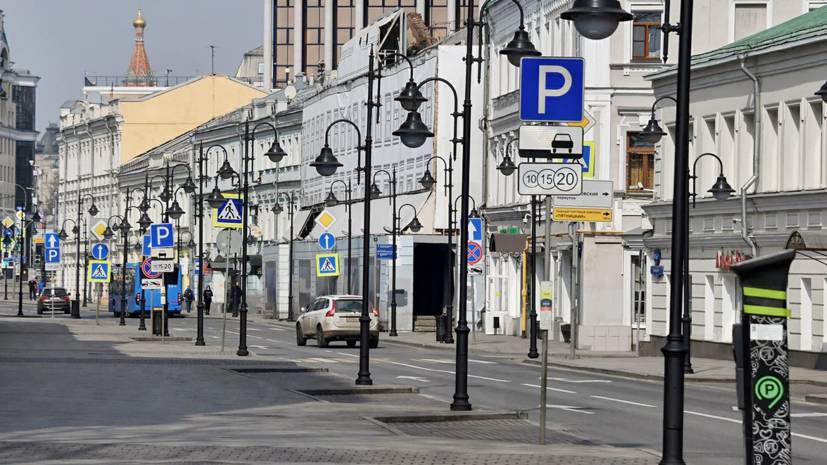 Максим Ликсутов - Василий Власов - В Госдуме предложили компенсировать расходы на абонементы на парковку - russian.rt.com - Москва
