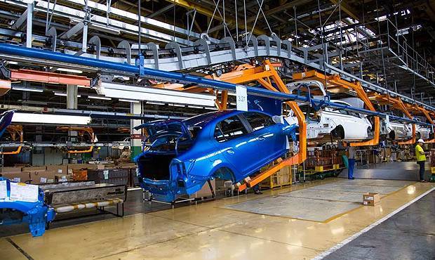 «АвтоВАЗ» возобновил свою работу. Сотрудникам выдают по две защитные маски на неделю - og.ru - Тольятти