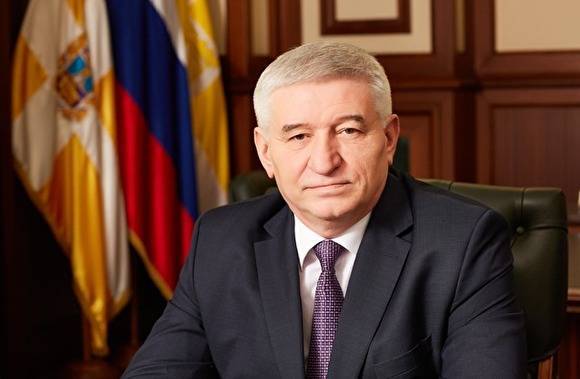 Мэр Ставрополя предложил переезжать в США тем, кто критикует власти из-за COVID-19 - znak.com - США - Ставрополь
