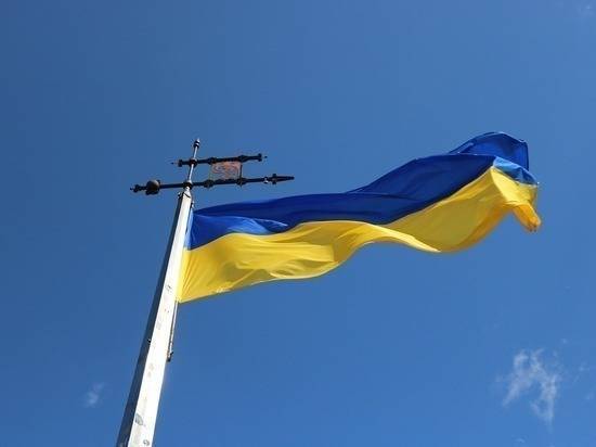 На Украине пригрозили ракетным ударом по НПЗ в Ростовской области - newtvnews.ru - Россия - Украина - Ростовская обл. - Павлоград