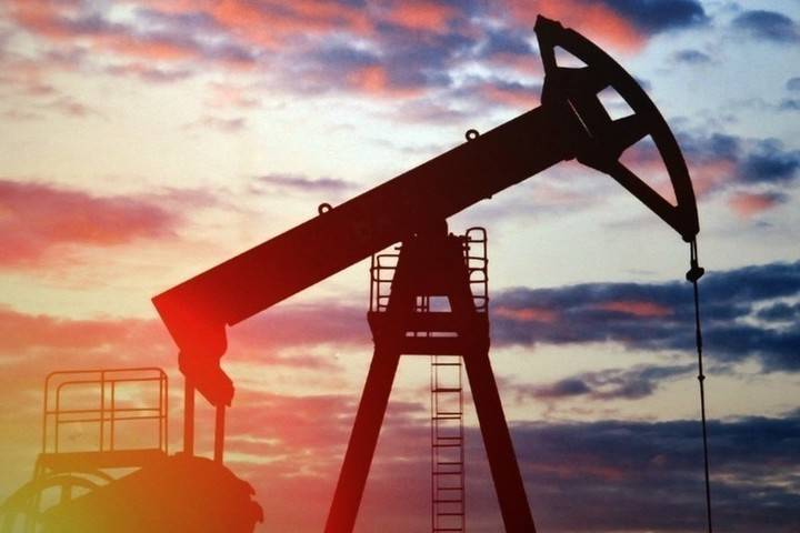 Абдель Азиз - Эр-Рияд назвал условие снижения добычи нефти более чем на 20 млн б/с - mk.ru - Россия - Саудовская Аравия - Эр-Рияд