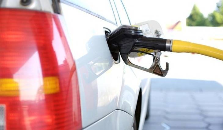 Цены на бензин перешли к снижению - mirnov.ru - Россия - Снижение