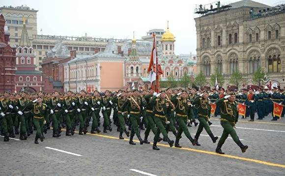 Владимир Путин - Владимир Шаманов - Ветераны попросили Владимира Путина перенести парад Победы в Москве из-за коронавируса - znak.com - Москва - Россия