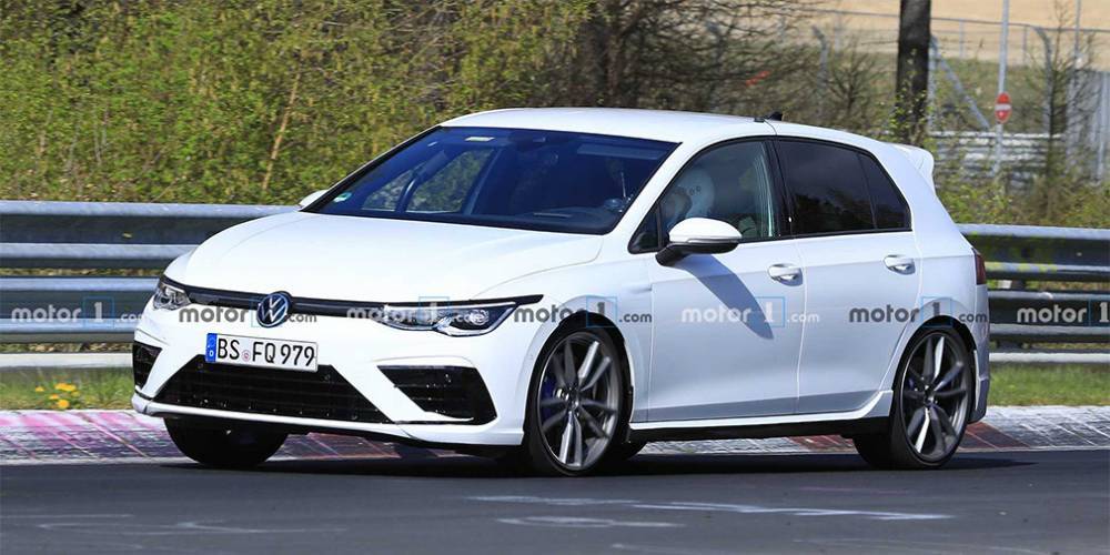 Новый Volkswagen Golf R испытали на Нюрбургринге - autonews.ru
