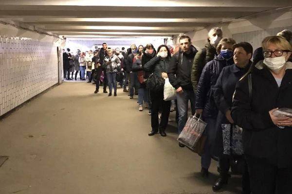 Кирилл Щитов - В Мосгордуме предложили проверять пропуска прямо в вагонах метро - govoritmoskva.ru - Москва