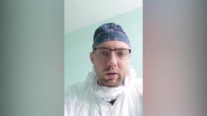 Врач Морозовской больницы в стихах попросил соблюдать самоизоляцию - piter.tv - Ленинградская обл.