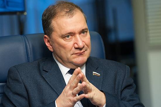 Дмитрий Белик - Депутат оценил заявление о возможности нанесения удара по российскому НПЗ Украиной - pnp.ru - Россия - Украина - Севастополь - Ростовская обл. - Павлоград