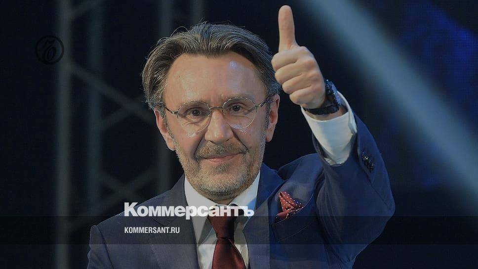 Сергей Шнуров - Александр Кержаков - Шнуров назвал шуткой слова о своем заболевании коронавирусом - kommersant.ru