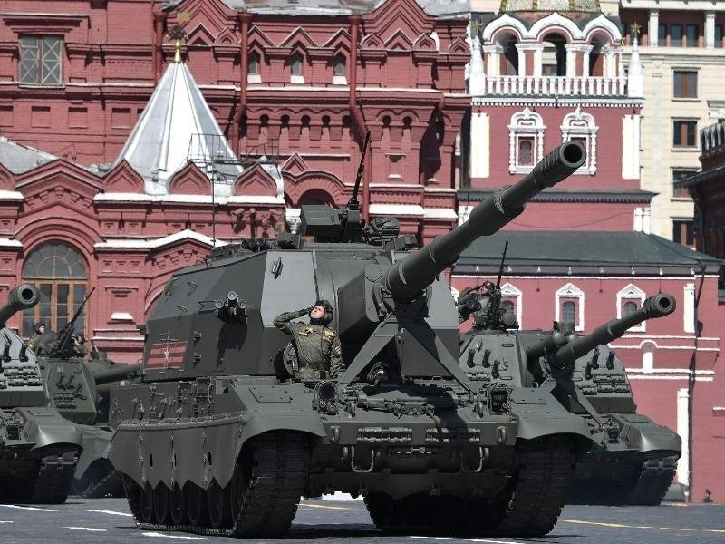 Владимир Путин - Владимир Шаманов - Руководители ветеранских организаций попросили Путина перенести парад Победы - sobesednik.ru - Москва - Россия