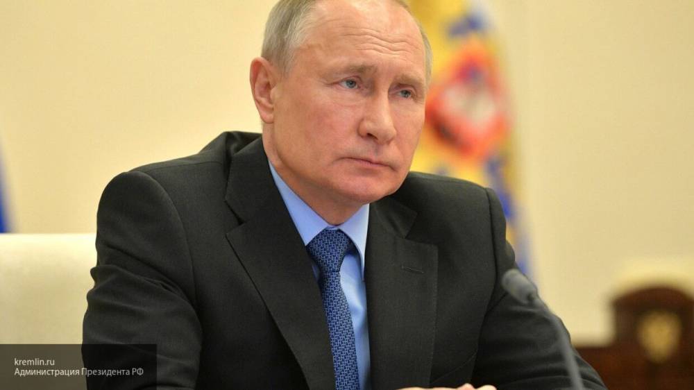 Владимир Путин - Путин поручил оказать финансовую помощь малому и среднему бизнесу - polit.info - Россия