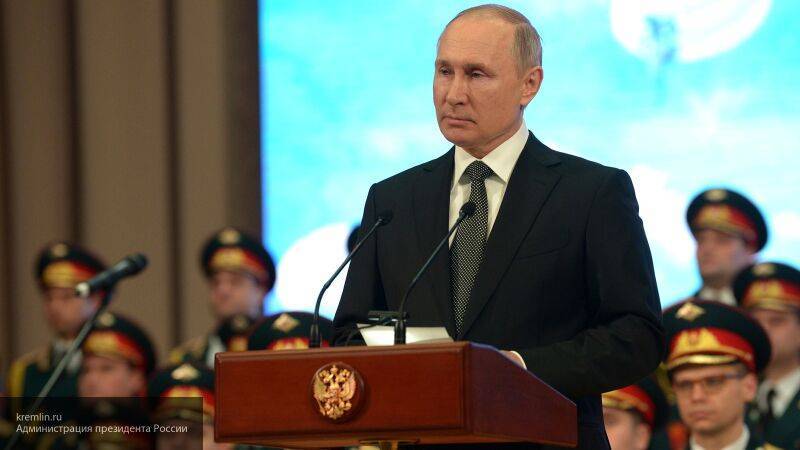 Владимир Путин - Владислава Грин - Путин обязал следить за соблюдением трудовых прав работающих на "удаленке" россиян - nation-news.ru - Россия