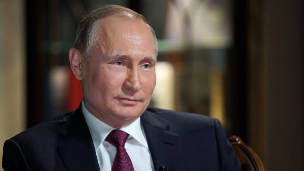 Владимир Путин - Антон Котяков - Путин поручил следить за соблюдением трудовых прав работающих на удаленке россиян - riafan.ru - Москва - Россия